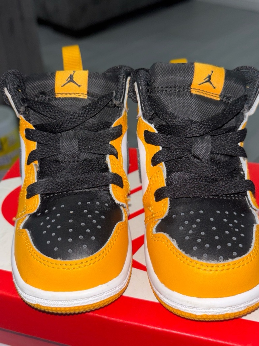Jordan 1 Mid Kids' Black & Yellow Sneakers Size 6c